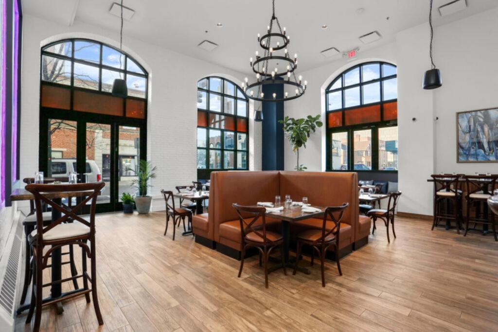 Courtyard By Marriott Stamford Downtown Hotel Ngoại thất bức ảnh