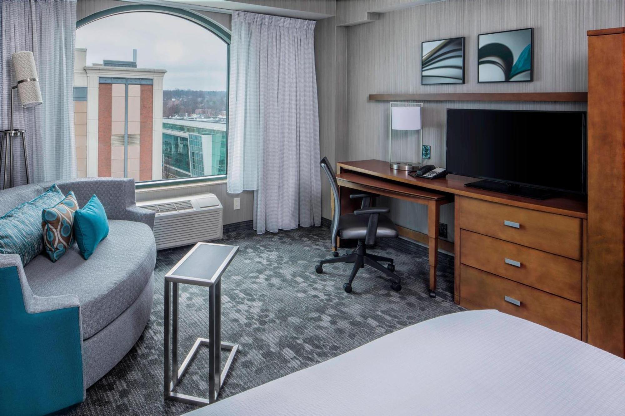 Courtyard By Marriott Stamford Downtown Hotel Ngoại thất bức ảnh
