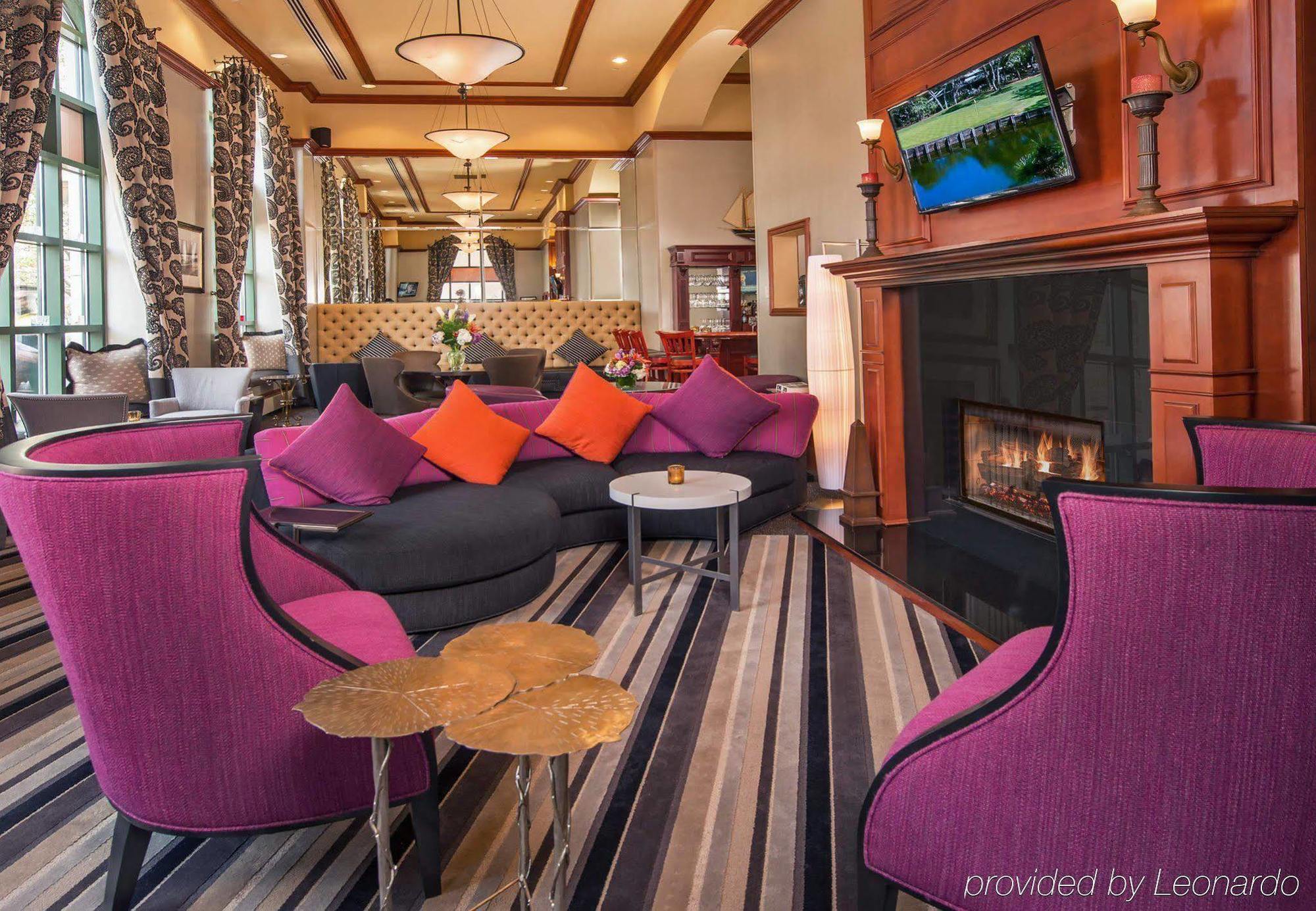 Courtyard By Marriott Stamford Downtown Hotel Ngoại thất bức ảnh